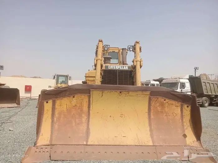 بلدوزر D9N  الحالة الفنية   ممتاز جدا 3