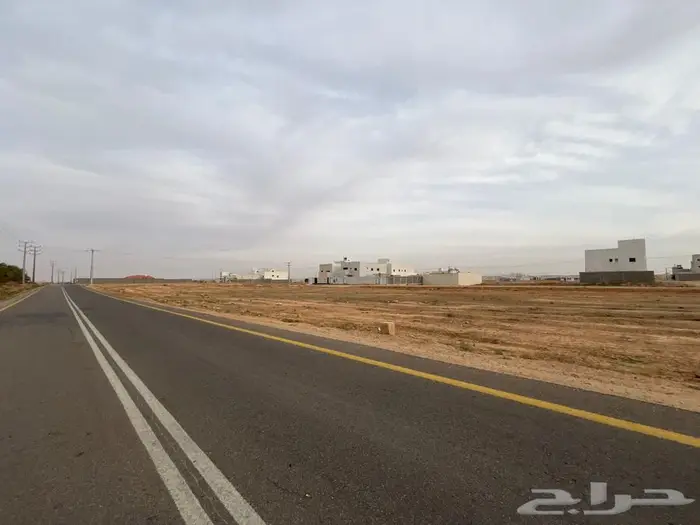ارض تجارية للبيع 0