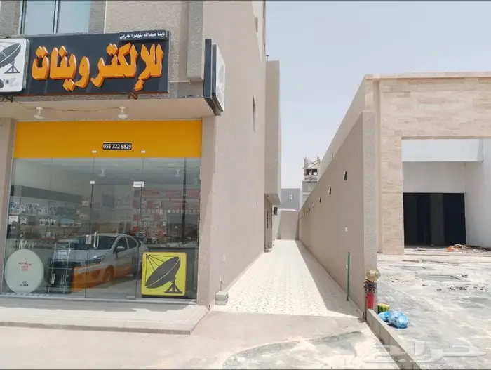 شقق عزاب للايجار تشطيب فاخر بوابة الشرق بحي الجنادرية 1