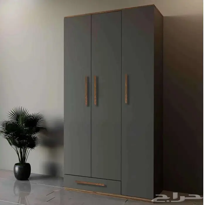 دولاب ملابس مقسم وعملي 3