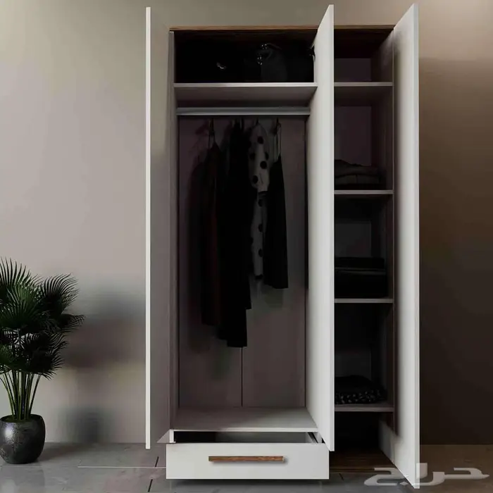 دولاب ملابس مقسم وعملي 0