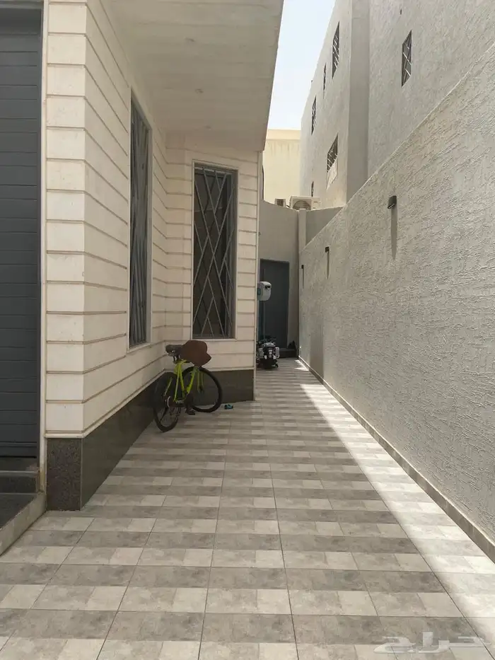 للبيع فيلا بشقة حي البابطين الرمال تقبل البنك 2