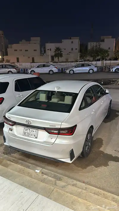 مكتب تأجير سيارات   توصيل مجاني 15