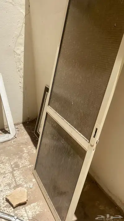 باب المنيوم وشباك 0