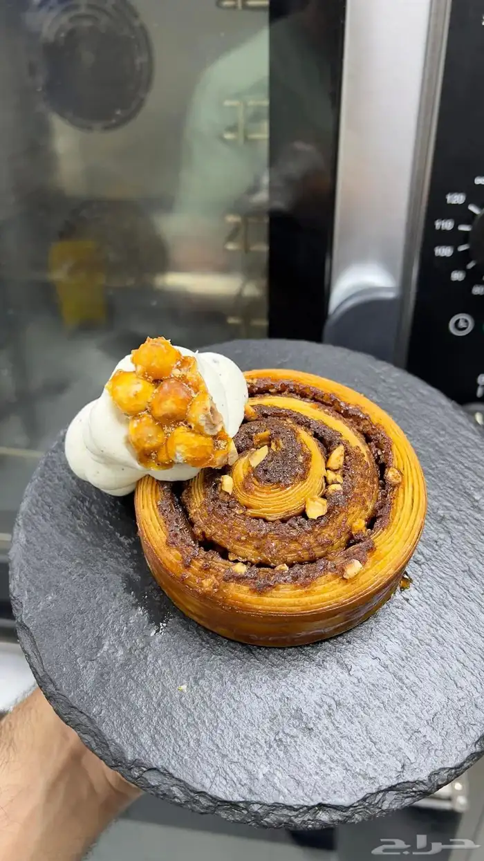 أنا الشيف حلواني غربي مخبوزات فرنسية وشغل الكوفي 9