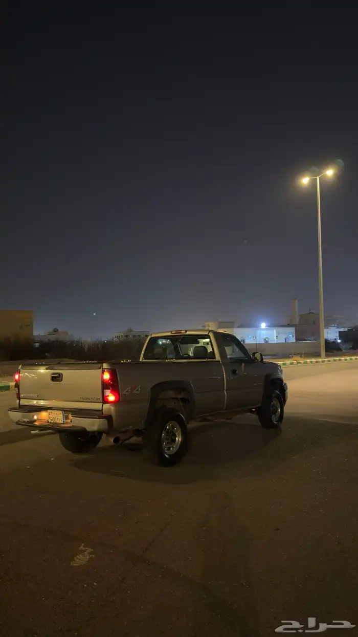 سلفارادو 2004 HD 2