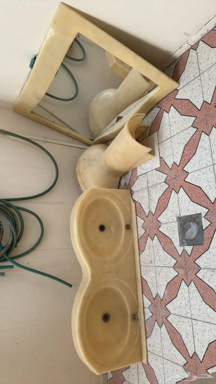 مغسلة شبه جديدة ما فيها أي عيب 0