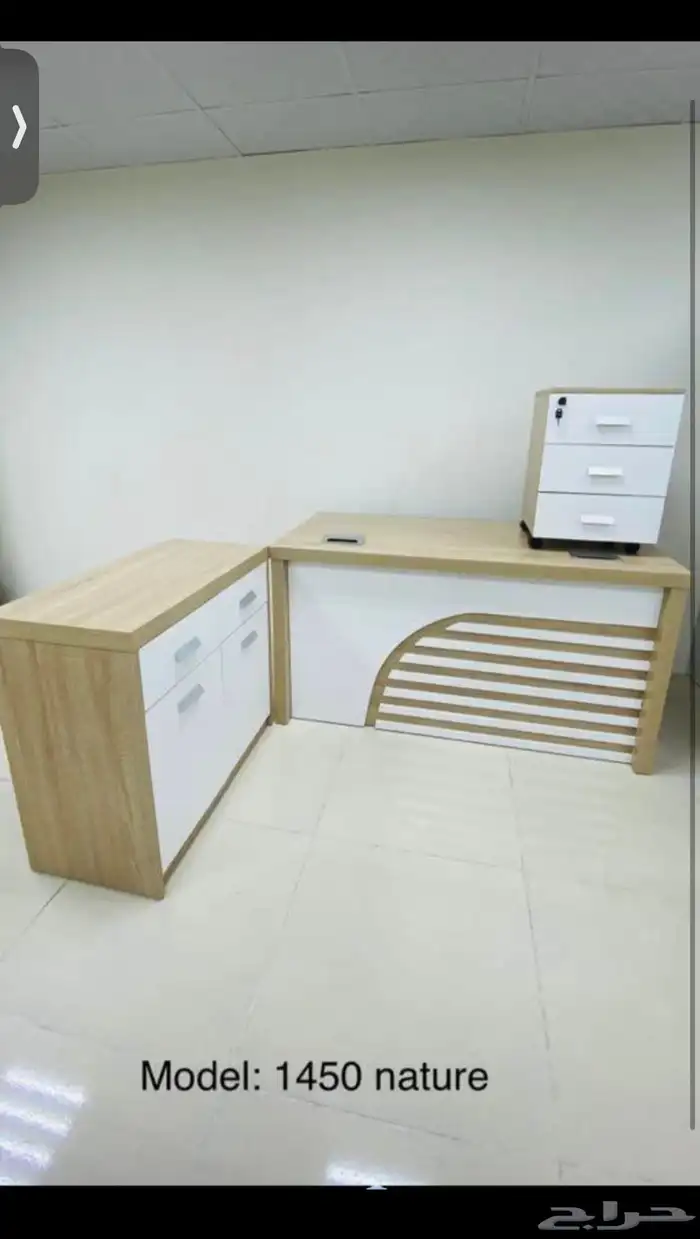 أثاث المكاتب متوفر 30