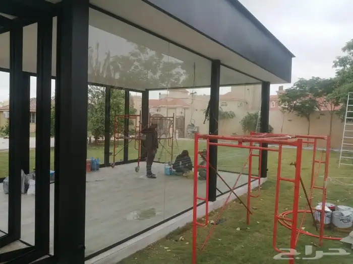 توريد وتركيب واجهات محلات زجاج سكريت وابواب زجاج 2