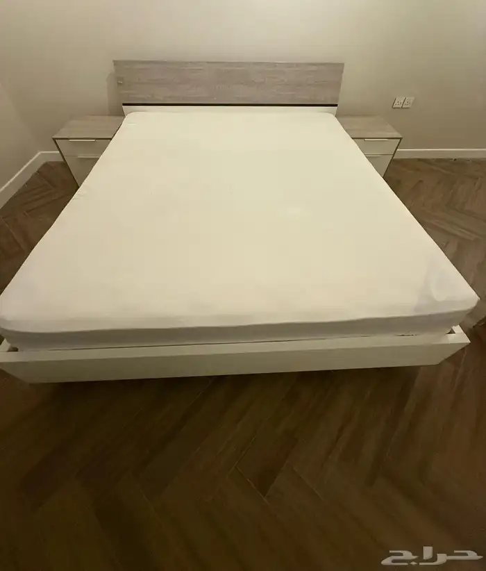 غرفة نوم من هوم بلازا 7