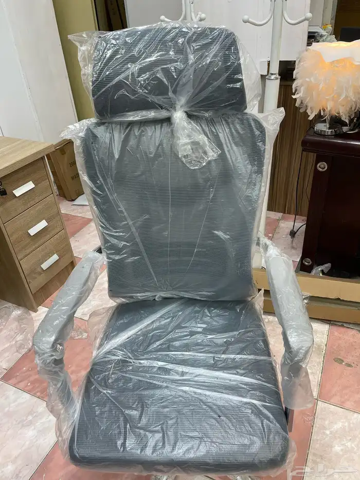 أثاث المكاتب متوفر 11