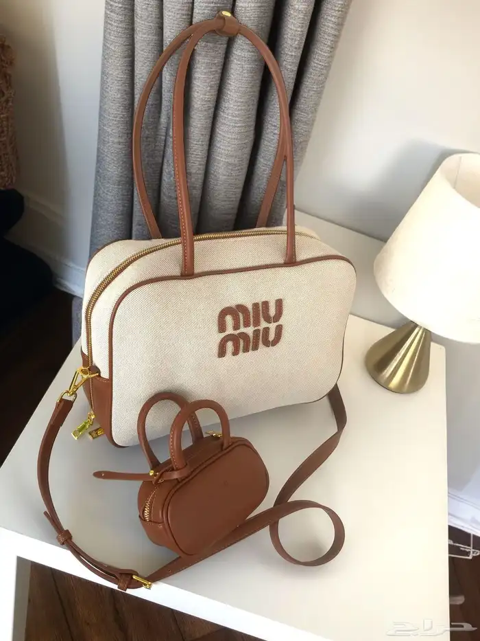 شنط سان لوران مع كعب 71