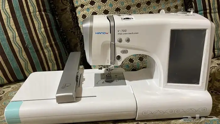 مكينة خياطة وتطريز من نوع هانديv-700 3