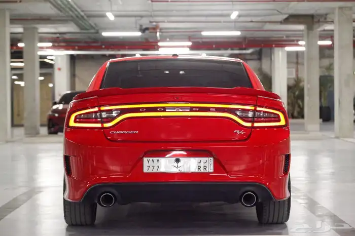 تشارجر 2022 RT احمر ناري بحالة ممتازه 10