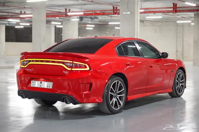 تشارجر 2022 RT احمر ناري بحالة ممتازه 5