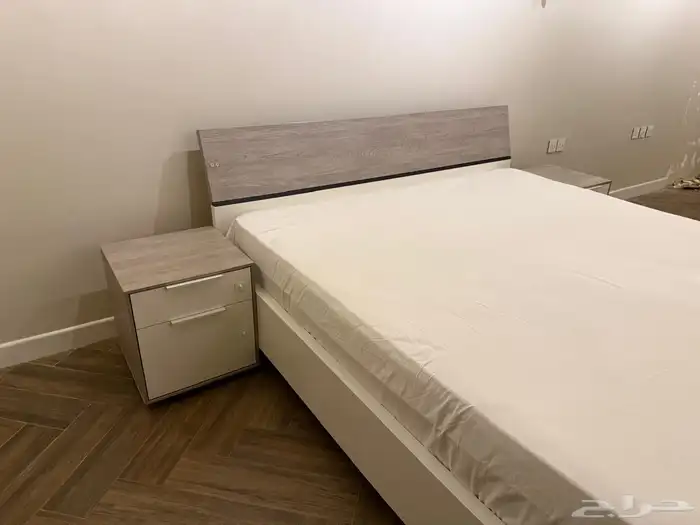 غرفة نوم من هوم بلازا 4