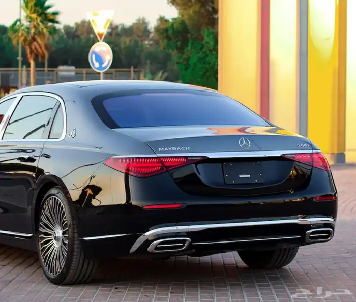 موقع الامارات Mercedes-Maybach 2025S-Class 680 10