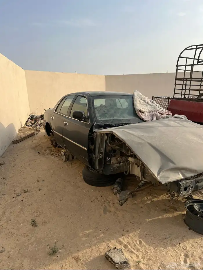 قطع فورد ماركيز 2003 الي 2009 4