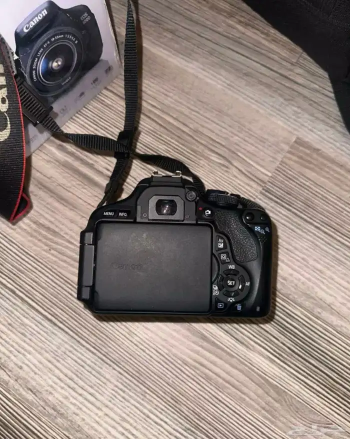 كاميرا كانون EOS 600D 0