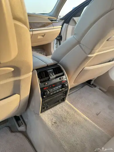 بي ام دبليو 750 2011 18