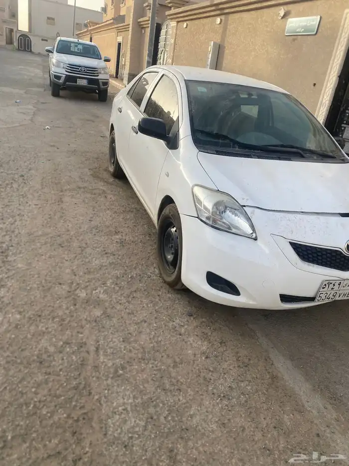 للبيع يارس 4