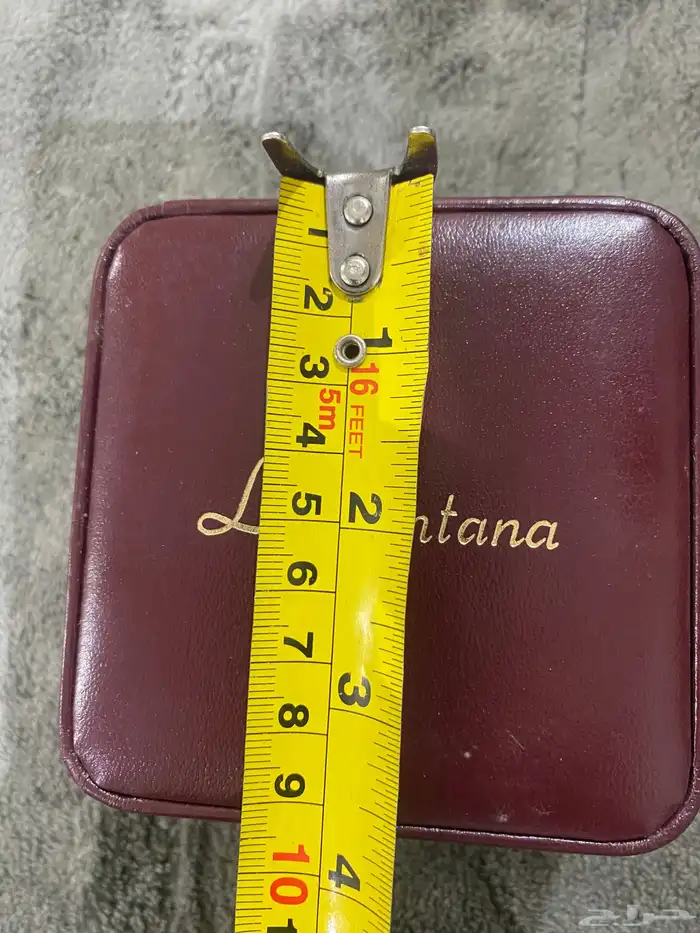 علب او بوكسات ساعات او اساور بعدة اشكال والوان 15