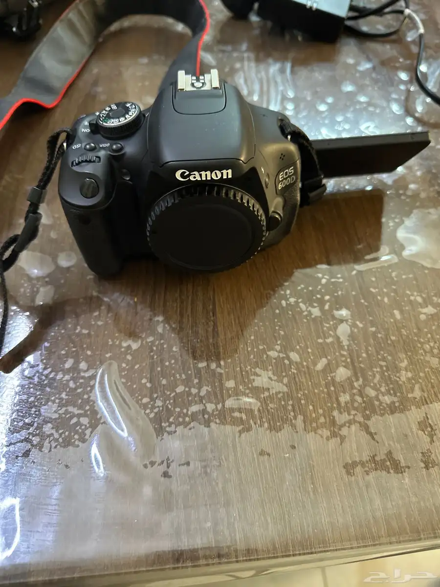 كاميرا كانون EOS 600 D 1