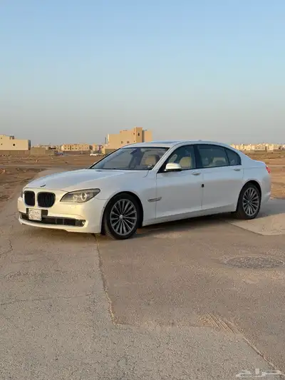 بي ام دبليو 750 2011 0