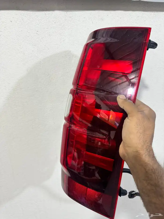 يوكن نور خلفي 2