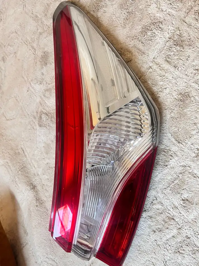 اصطب ديبو كامري 2019 يمين خلفي 5