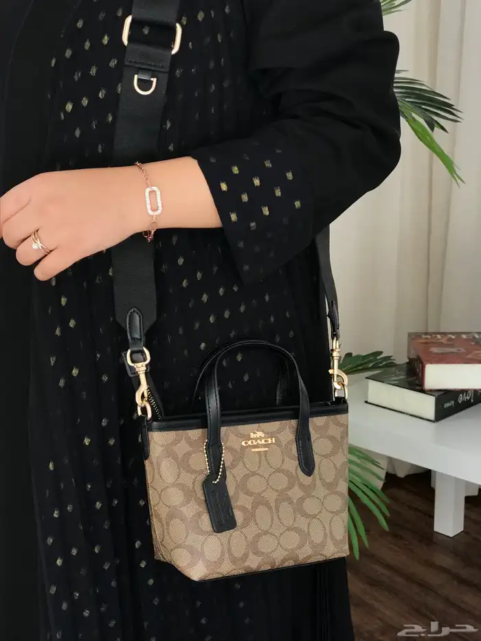 شنط سان لوران مع كعب 85