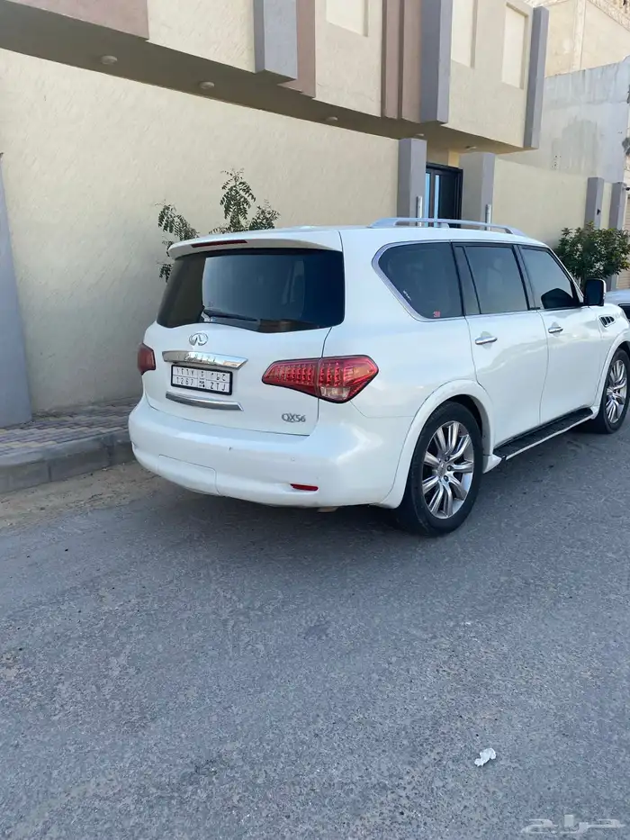 للبيع انفنتي QX56 QX80 3