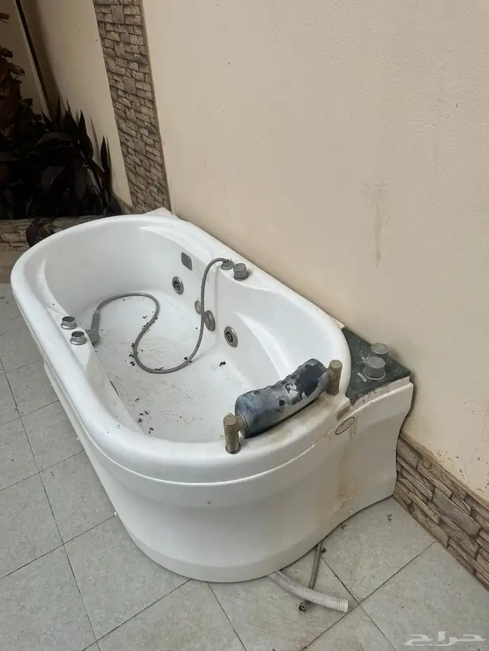 جاكوزي 0