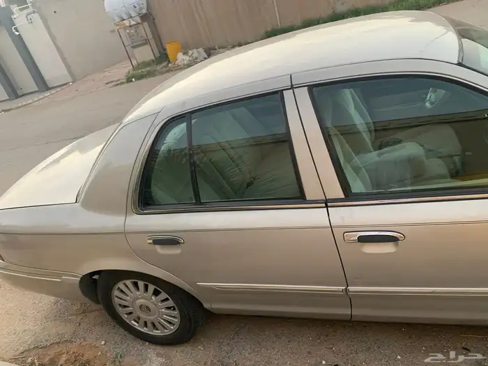 فورد قراند ماركيز 2008 4