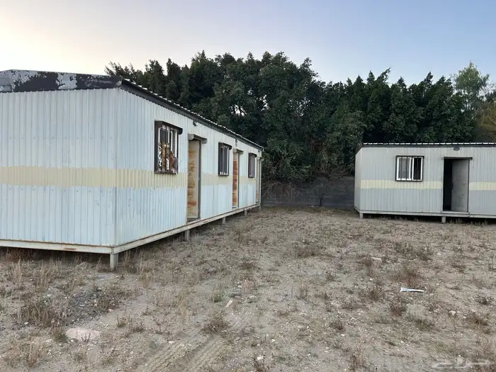 بركسات برتبلات مستعمل نظيف ثلاث غرف 0