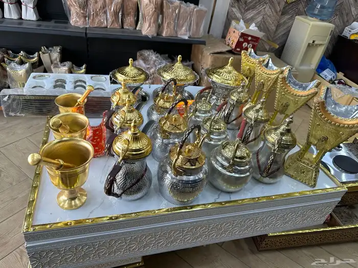 بكج للمشبات دلال واباريق نحاس والمنيوم مكون من 27قطعه 4