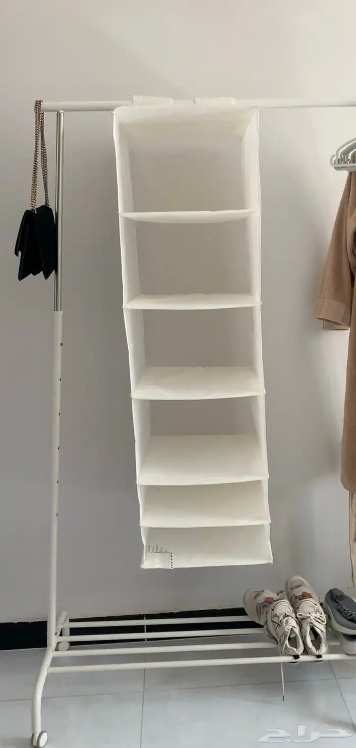 منظم للملابس 1