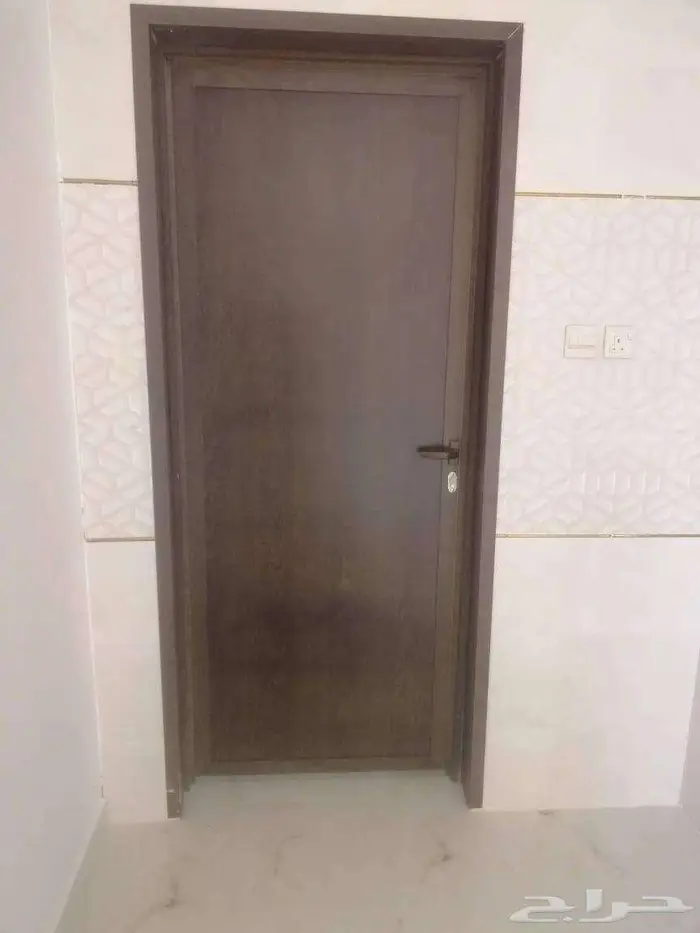 تصنيع وتركيب ابواب معدنية ضد الحريق و ابواب طواري FIRE RATED 8