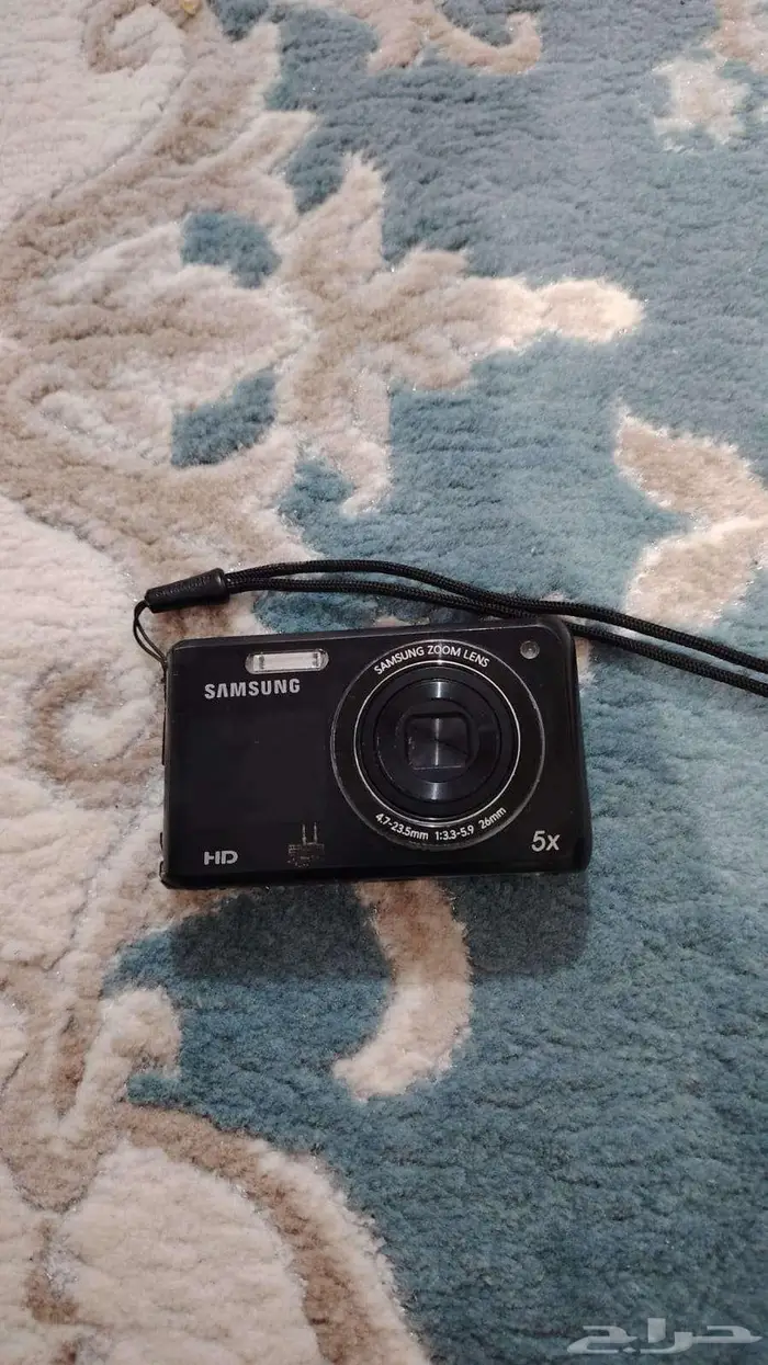كاميرا سامسونج ب شاشتين إصدار خاص 1