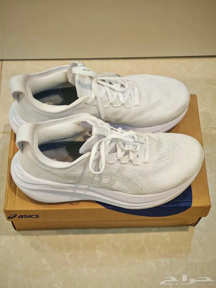 حذاء Asics gel nimbus 27 ابيض 1