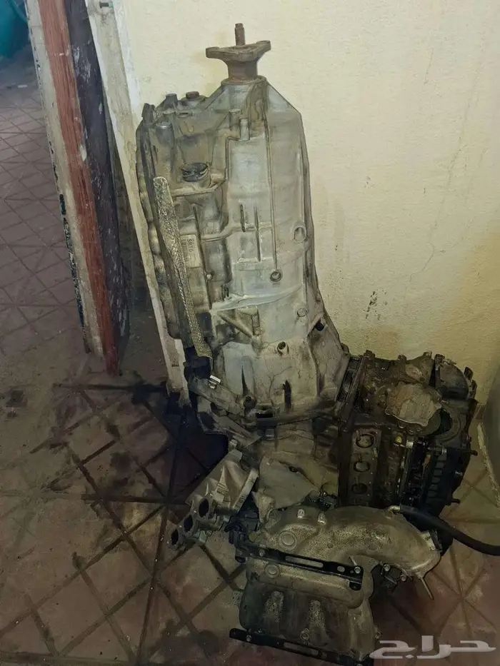 ماكينة سيارة bmw مع الجير 4 سيلندر 2