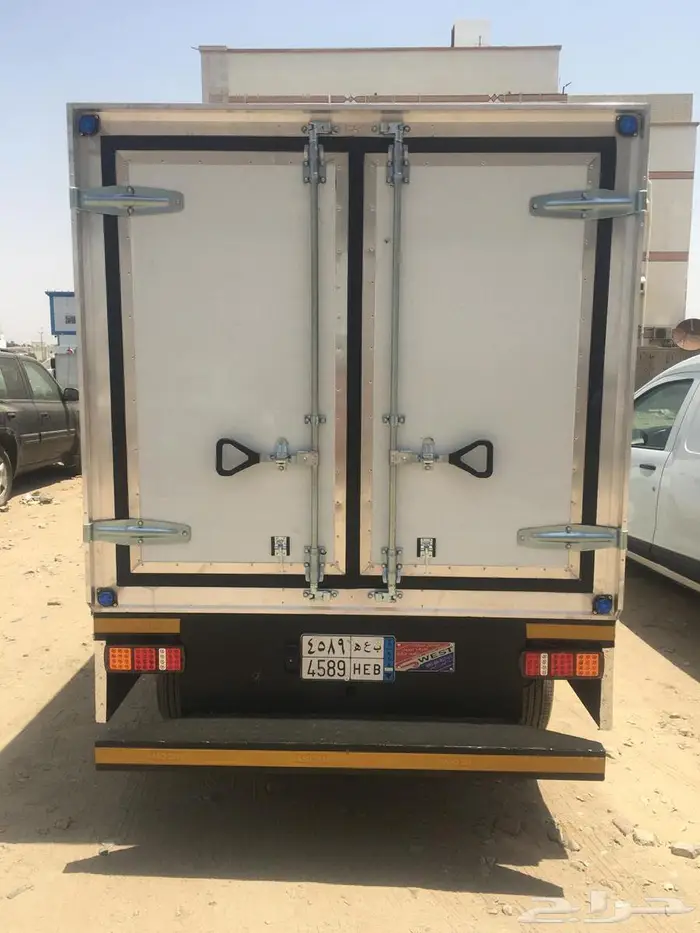للايجار باصات نقل بضاعه 8