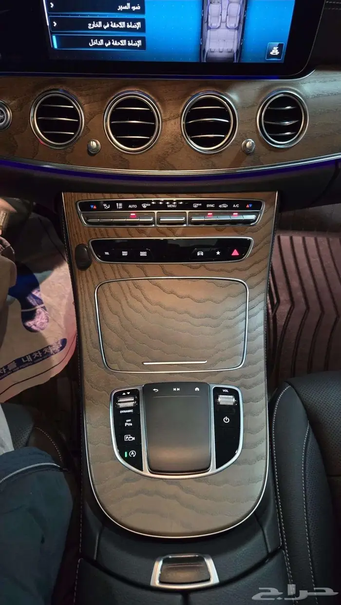 مرسيدس E250 أعلى فئة شبه جديد 9