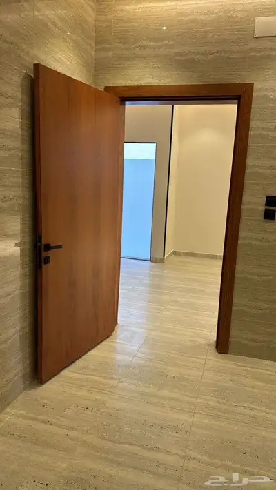 فلل دوبلكس شبه منفصله في الحوية من المالك مباشرة ب 800 الف 3