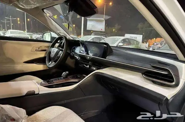 تويوتا كراون بريميوم هايبرد 2025 تقسيط جميع البنوك والشركات 5