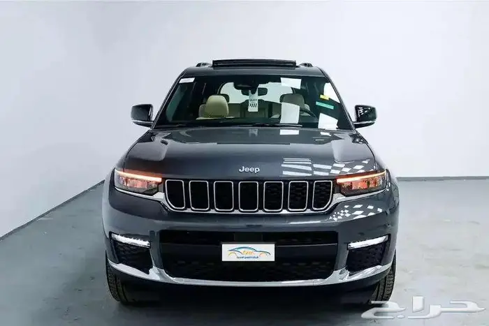جيب شيروكي ليميتد 3.6 2023 بسعر مميز 3
