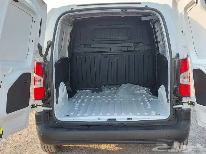 للايجار باصات نقل بضاعه 5