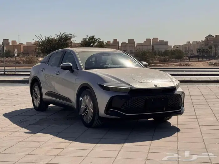 تويوتا كراون 2.5 بريميوم هايبرد 2025 عروض أقساط جميع البنوك 0