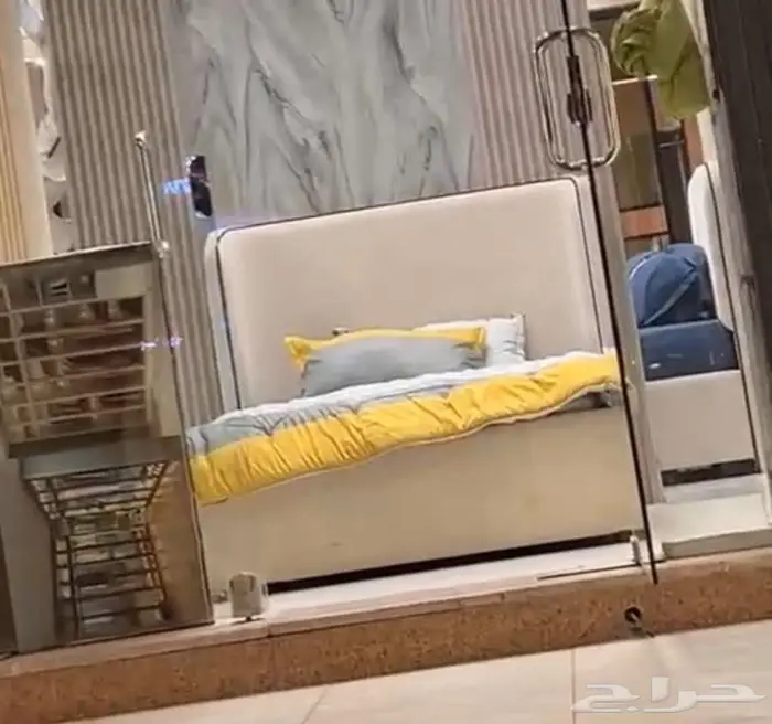 سرير جديد ونظيف 1