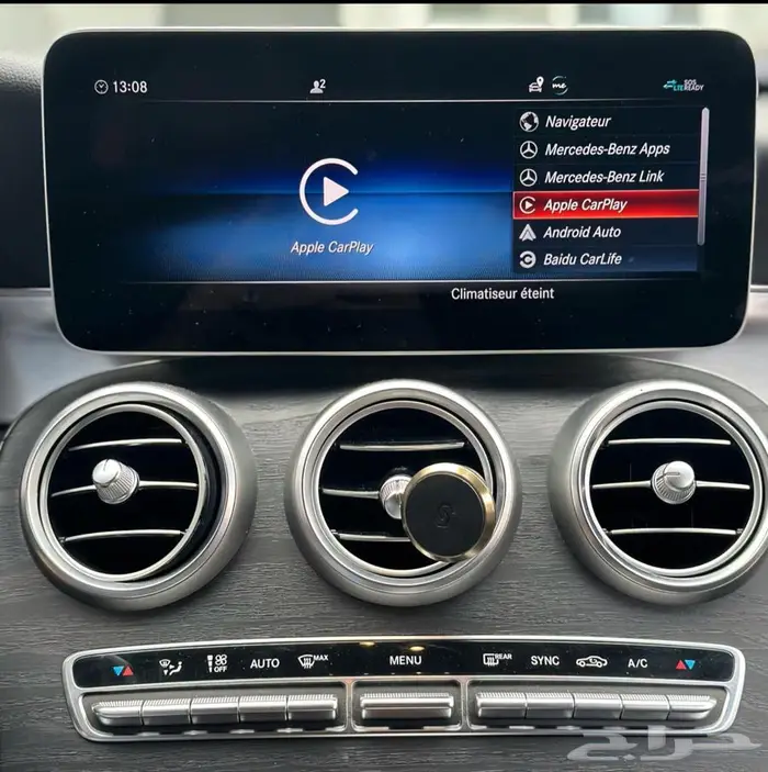مرسيدس C class شاشة كومند ترفيهي 2015 3
